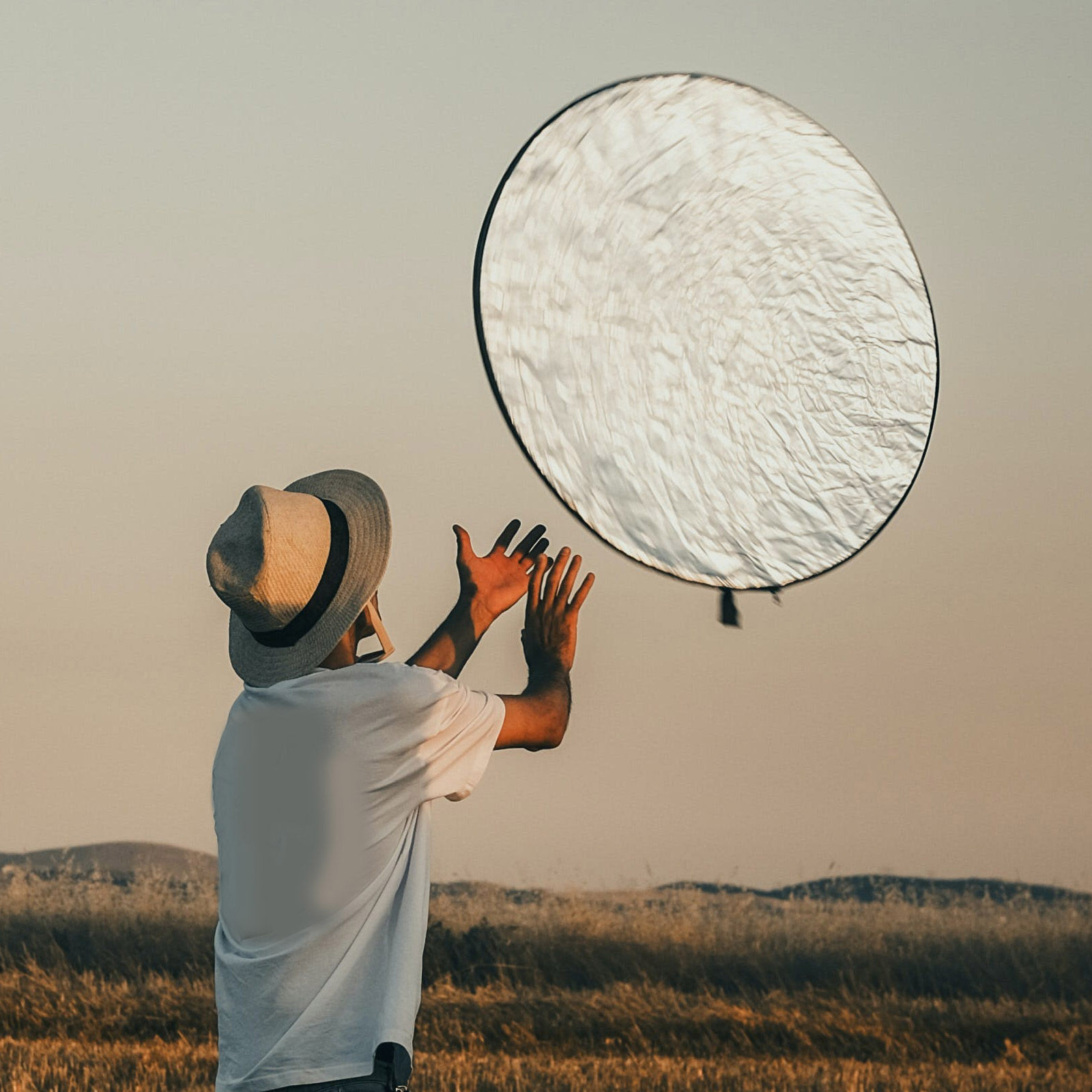 แผ่นสะท้อนแสงสำหรับถ่ายภาพ แผ่ - Outdoor Lighting For Photography บทวิจารณ์และราคา