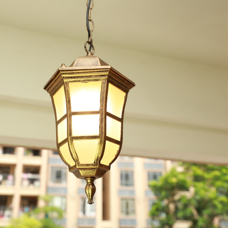 ยุโรปกลางแจ้ง LED จี้โคมไฟ Ret - Outdoor Lighting Chandelier บทวิจารณ์และราคา